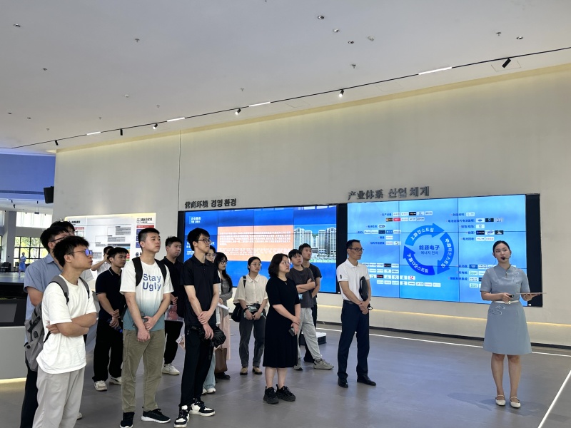 81f97c76f5860daeae31beb1861f53b_副本.jpg